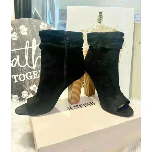 Blakeney Peep Toe Bootie - Picture 7 of 12